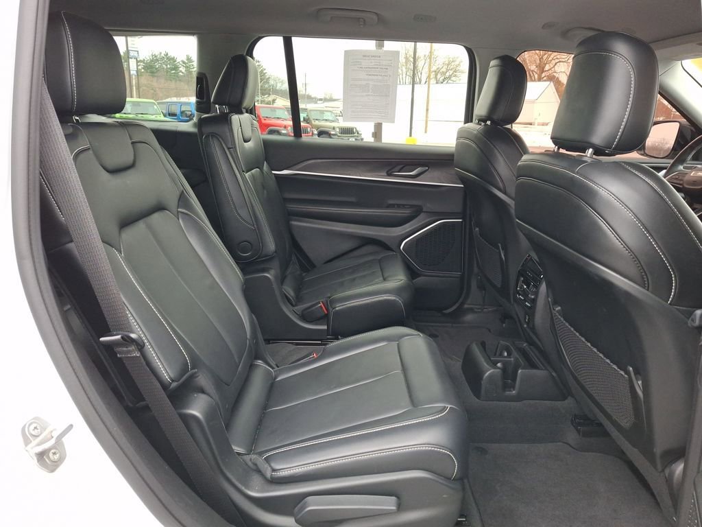 Used 2021 Jeep Grand Cherokee L Limited image 14