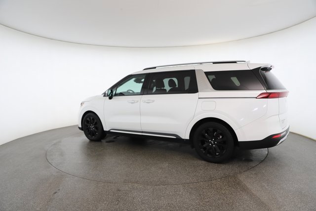 Used 2024 Kia Carnival SX image 9