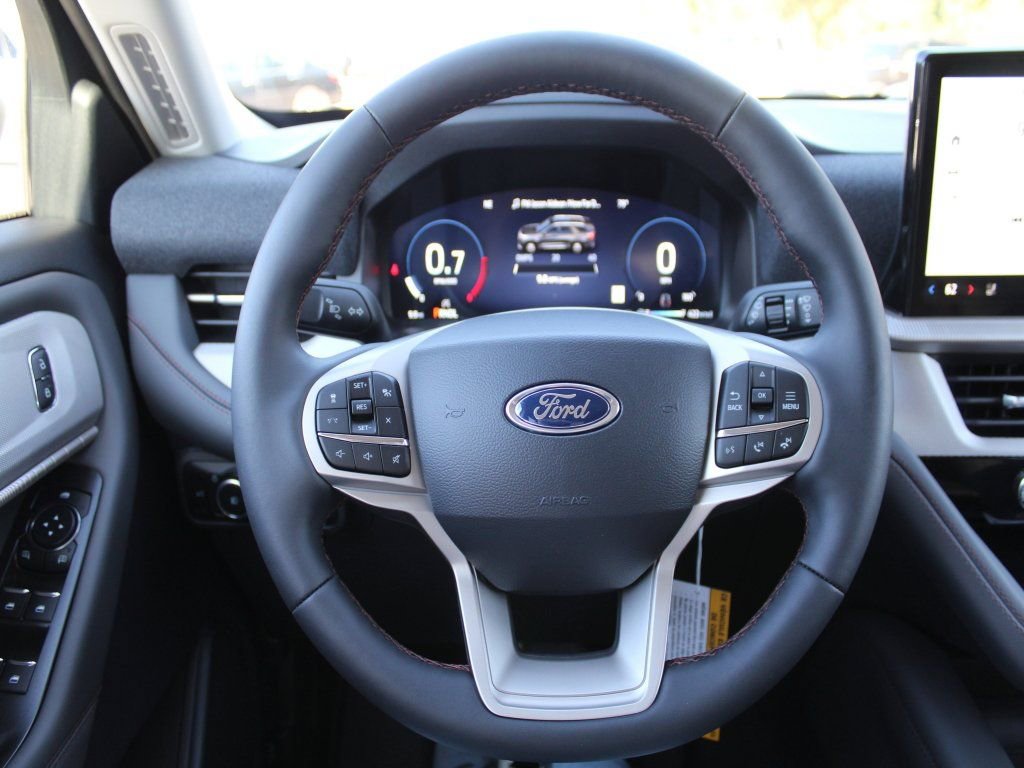 New 2026 Ford Explorer Active w/ Active Comfort Package image 19