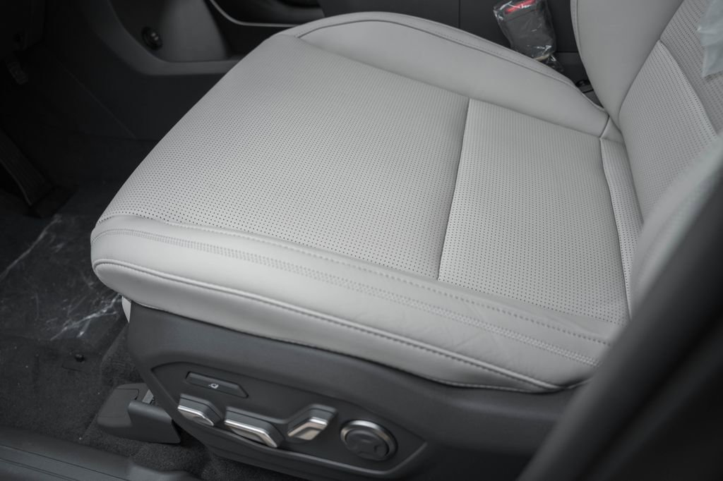 New 2026 Hyundai Santa Fe Calligraphy image 29