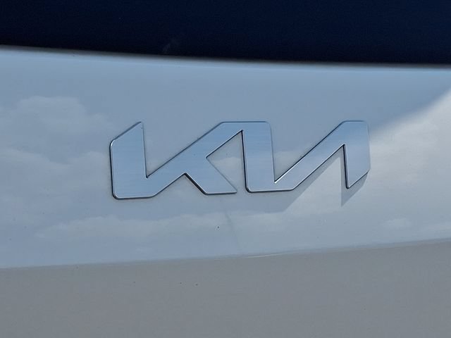 Used 2024 Kia EV9 GT-Line AWD/4WD image 30