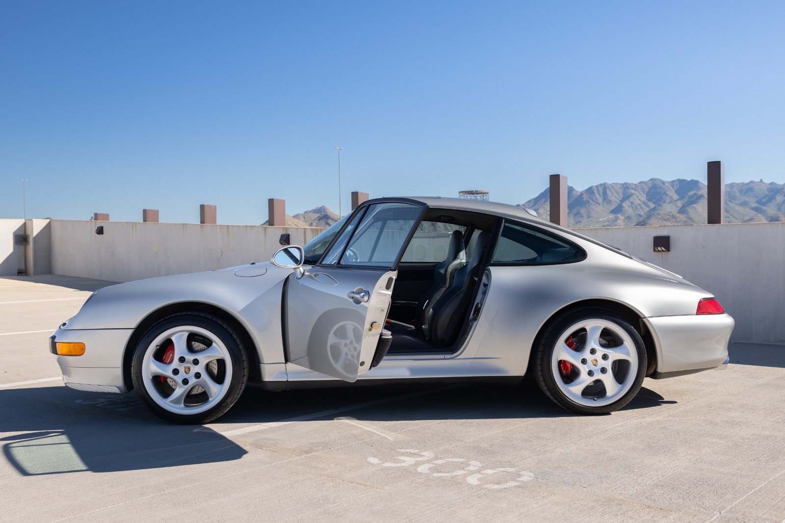 Used 1998 Porsche 911 Carrera S RWD image 10