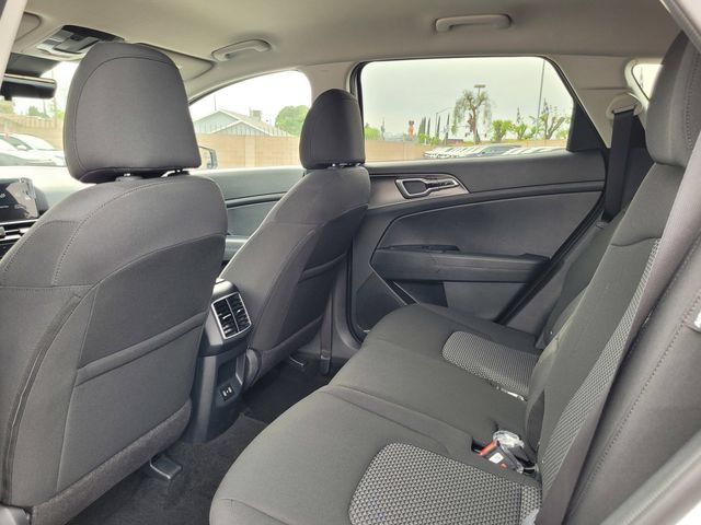 New 2026 Kia Sportage LX FWD image 6