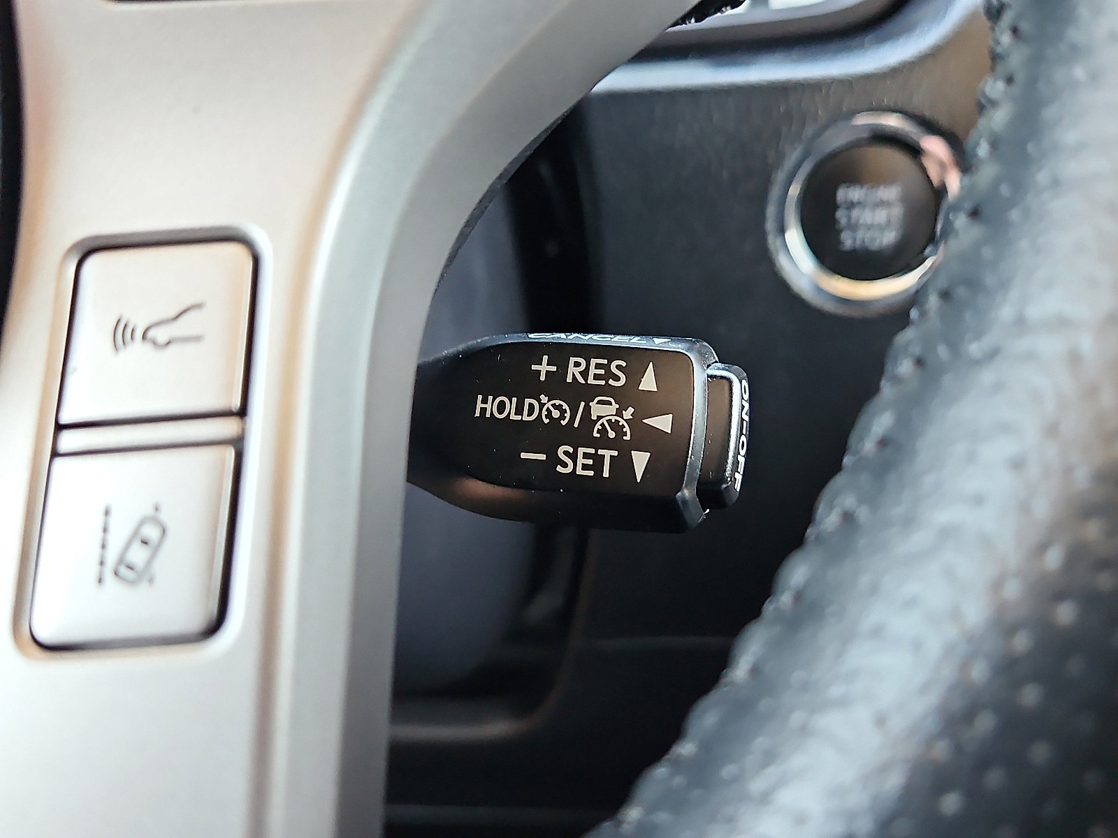 Used 2024 Toyota 4Runner SR5 Premium image 17