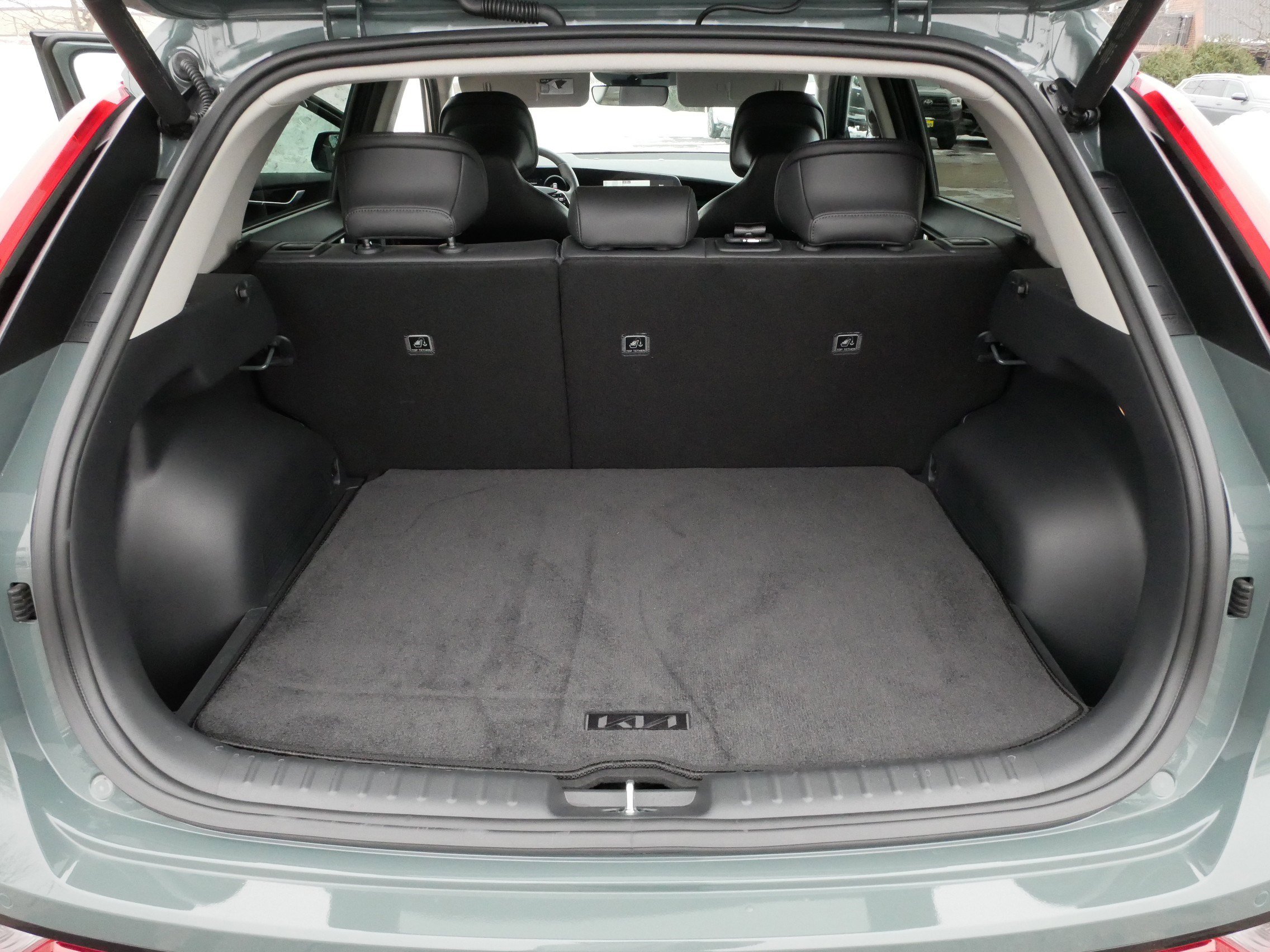 Used 2025 Kia Niro Wind w/ Wind Preserve Package image 18