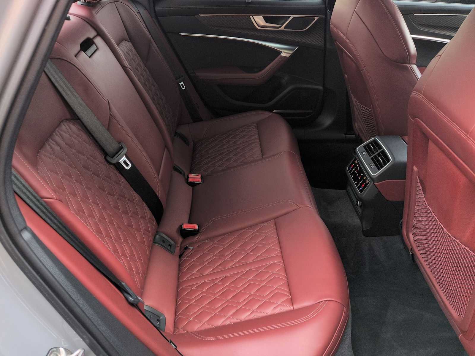 Used 2022 Audi S6 Prestige image 21