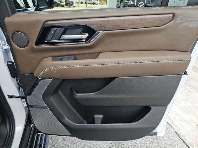 New 2026 GMC Yukon XL Denali Ultimate AWD/4WD image 32