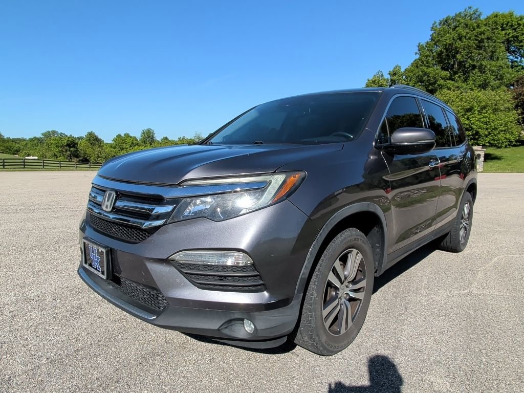 Used 2016 Honda Pilot Touring image 6