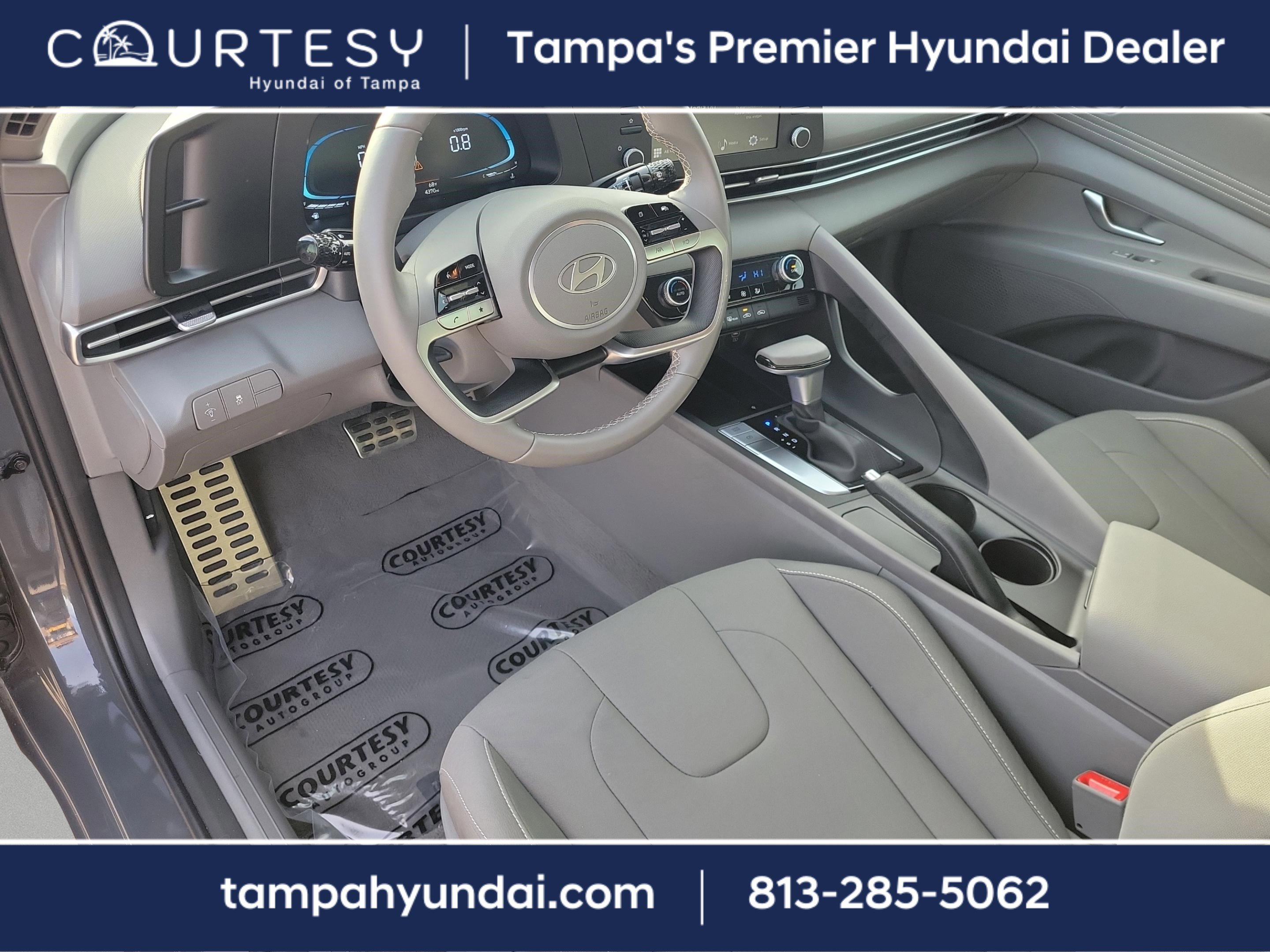 Certified 2025 Hyundai Elantra Sport image 19