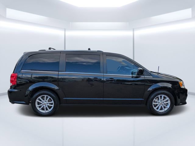 Used 2020 Dodge Grand Caravan SXT image 2