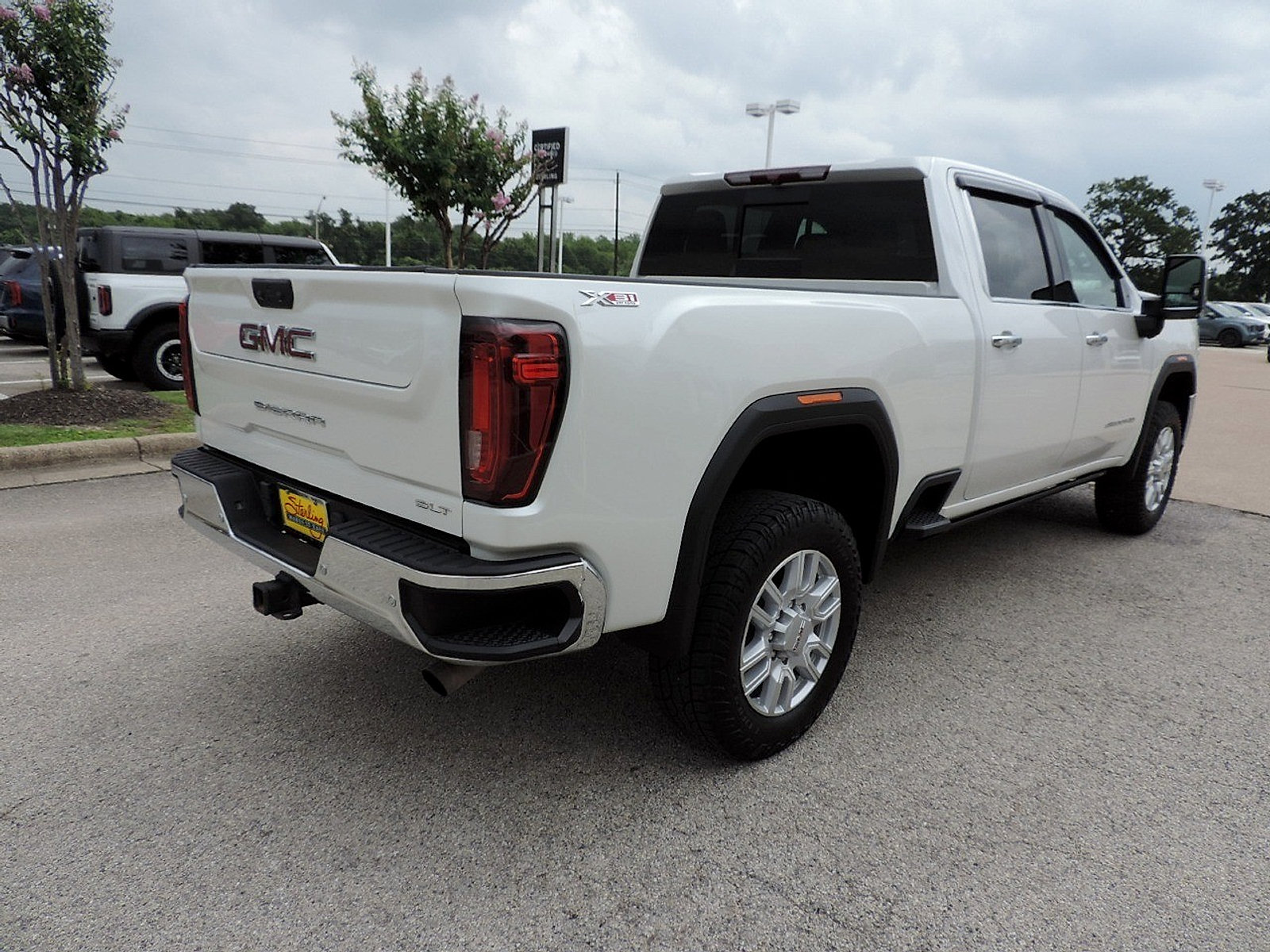 Certified 2021 GMC Sierra 2500 SLT w/ SLT Preferred Package AWD/4WD image 5