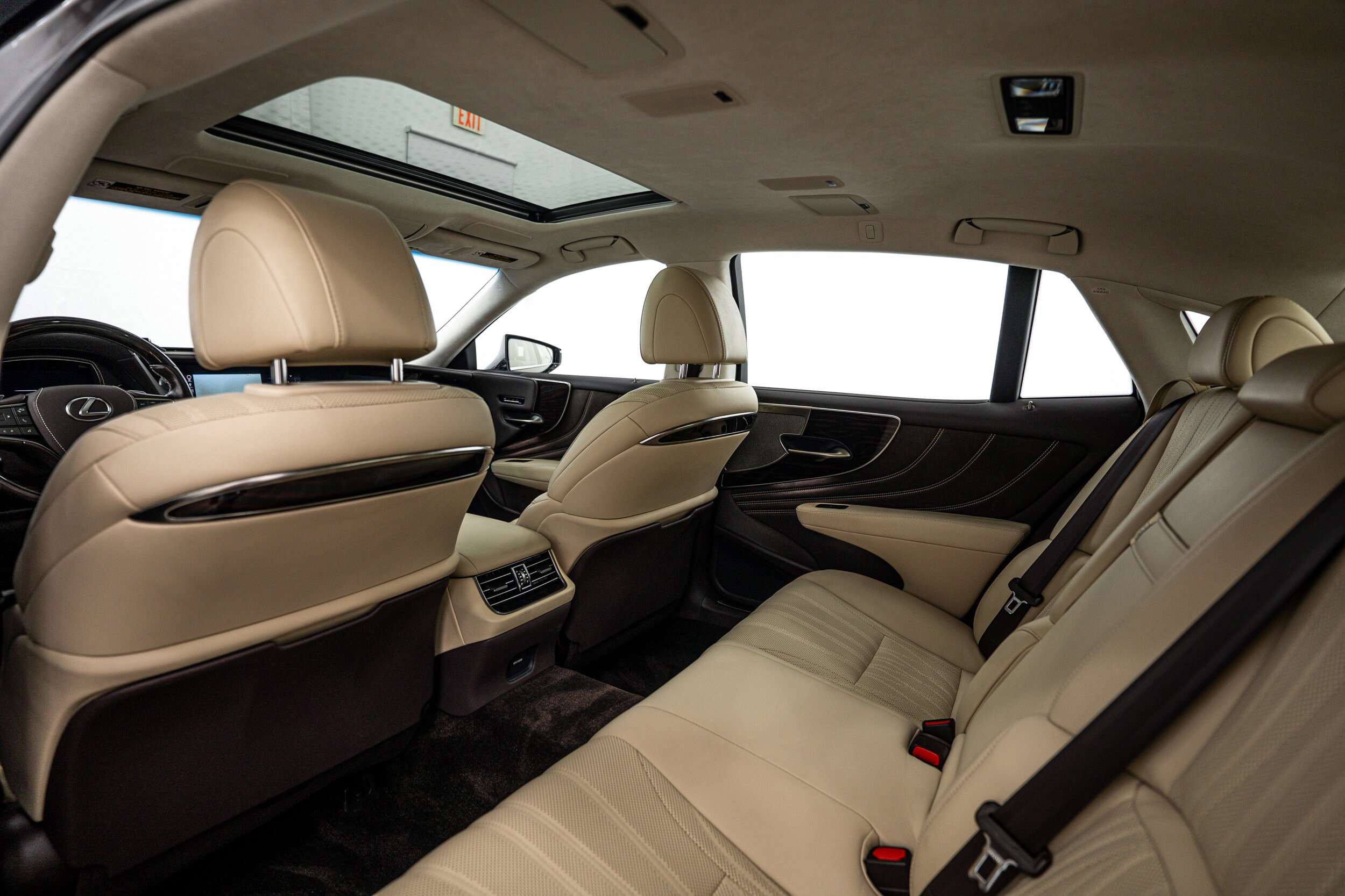 Used 2019 Lexus LS 500 AWD w/ Interior Upgrade Package image 20