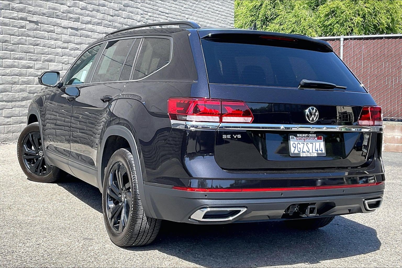 Certified 2023 Volkswagen Atlas SE w/ Panoramic Sunroof Package FWD image 10
