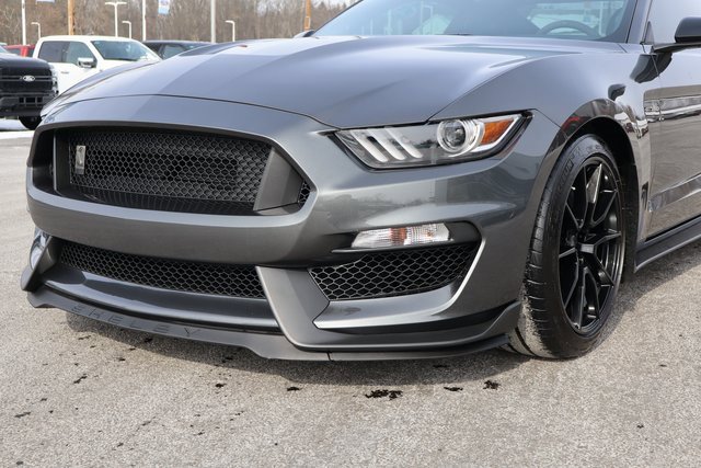 Used 2020 Ford Mustang Shelby GT350 w/ Technology Package image 19