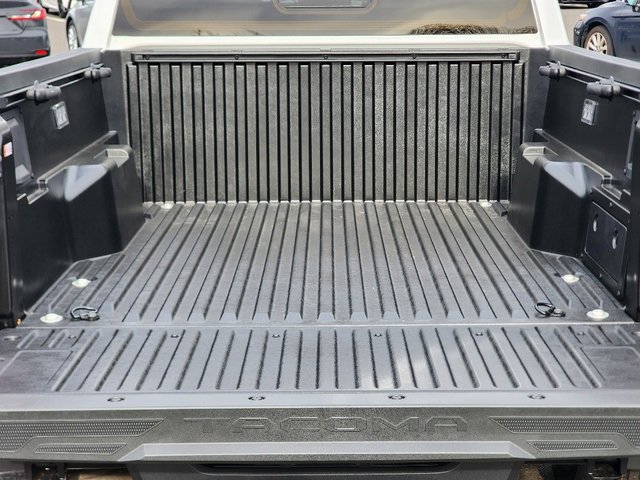 Used 2025 Toyota Tacoma Limited image 17