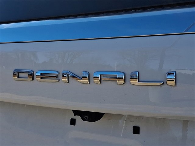 Certified 2025 GMC Yukon XL Denali image 32