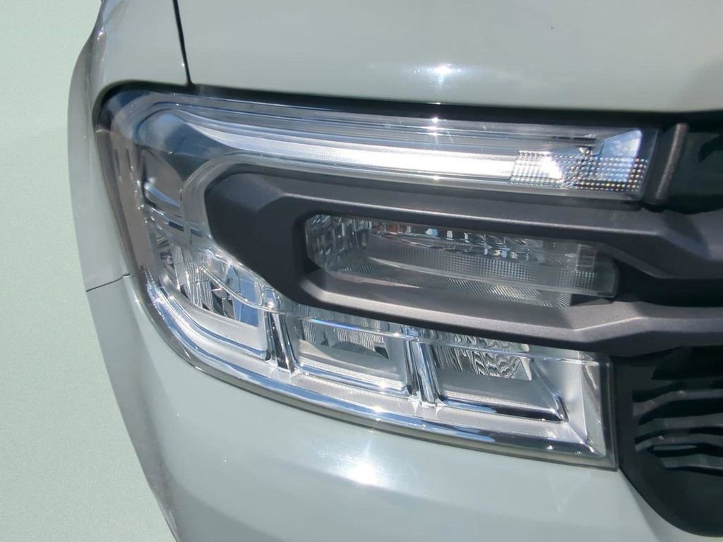 Used 2023 Ford Maverick XLT image 23