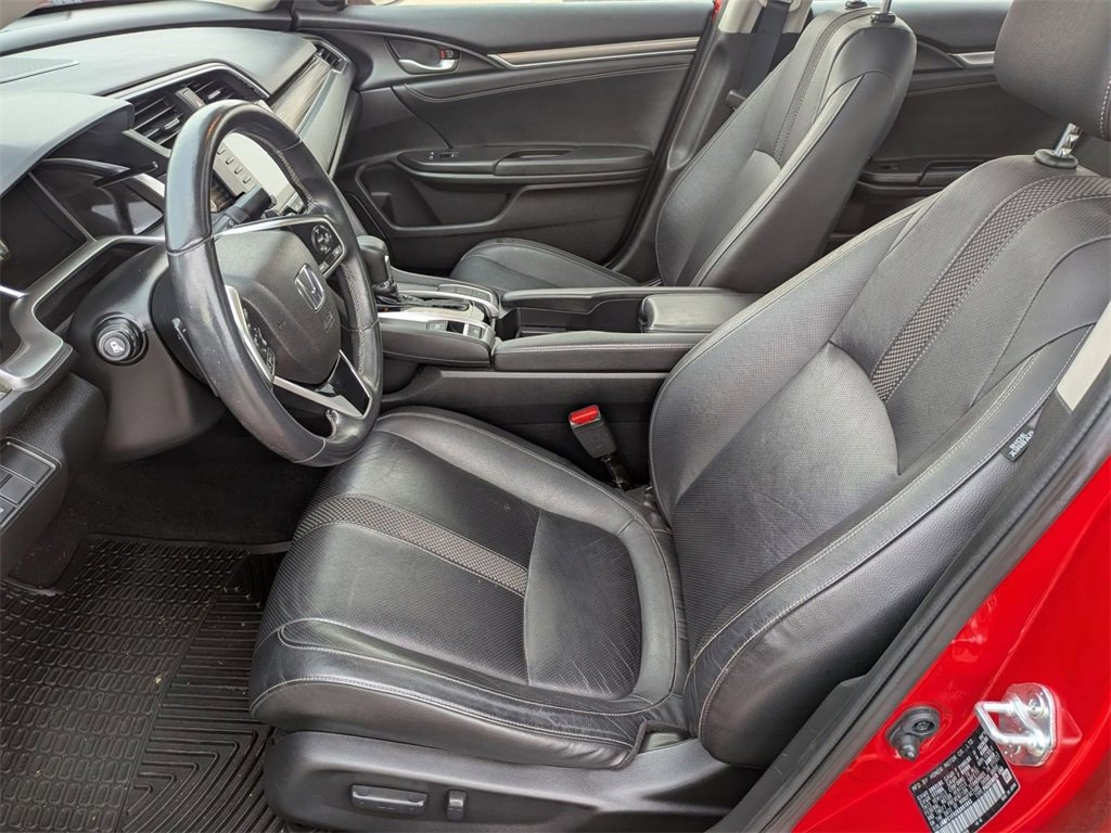 Used 2019 Honda Civic Touring image 12