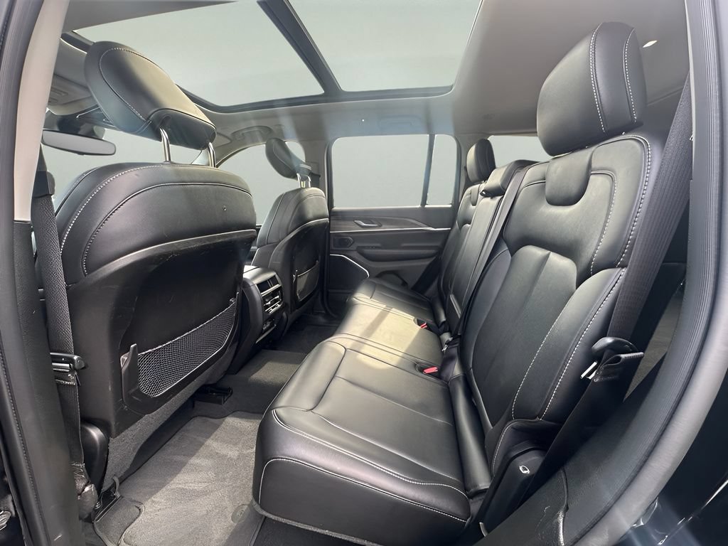Used 2023 Jeep Grand Cherokee 4WD 4xe image 31