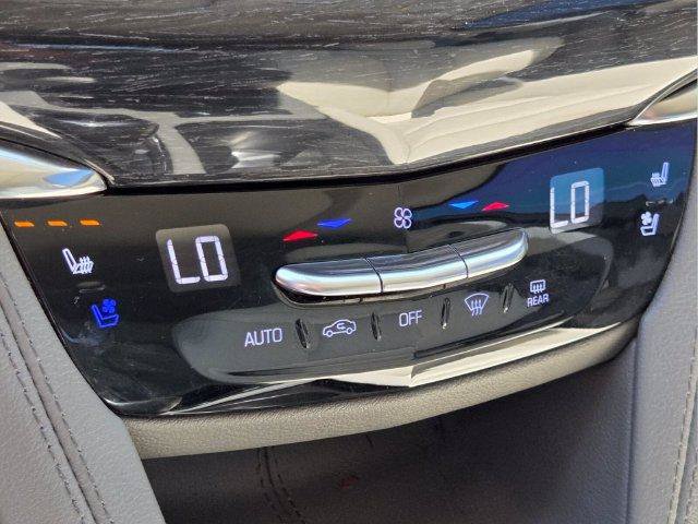 Used 2022 Cadillac XT6 Premium Luxury FWD image 28