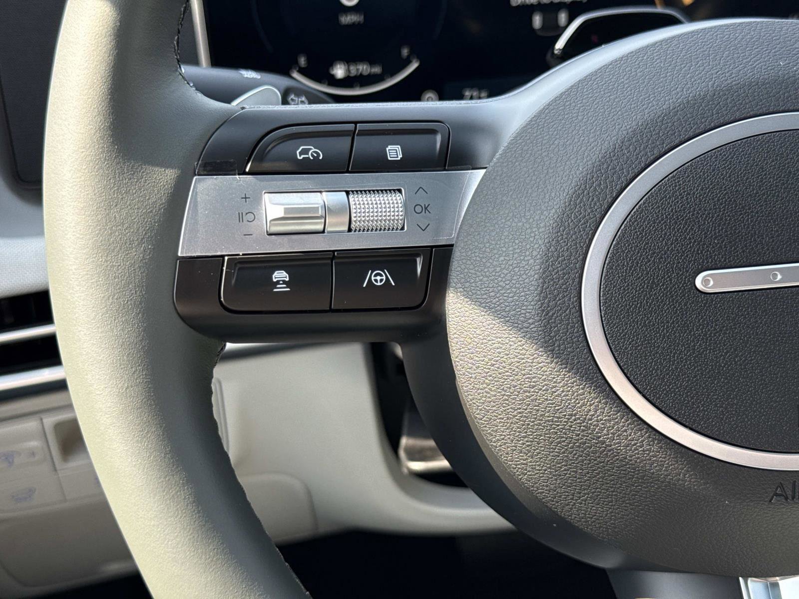 New 2026 Hyundai Tucson Limited AWD/4WD image 7