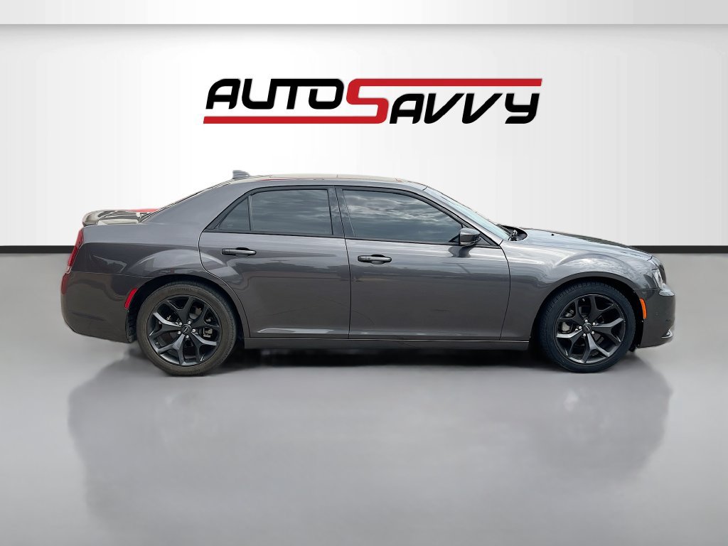 Used 2023 Chrysler 300 S RWD image 8