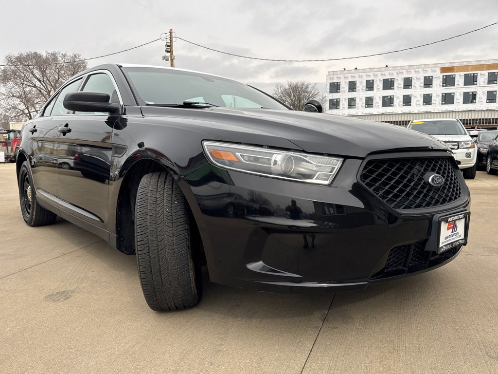 Used 2019 Ford Taurus Police Interceptor AWD w/ 2-tone Vinyl Package #1 image 3