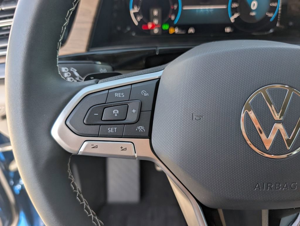 New 2025 Volkswagen Atlas SE image 16