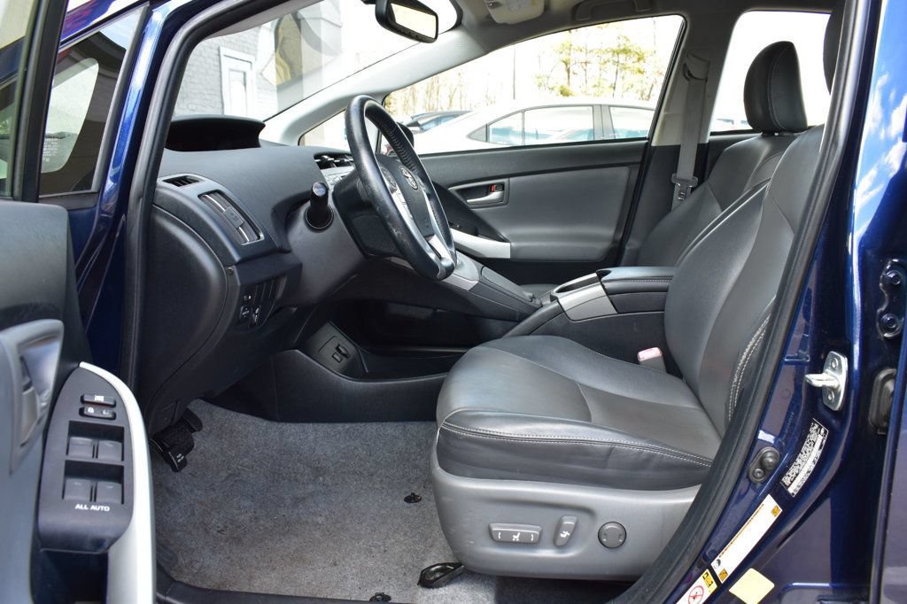 Used 2013 Toyota Prius Four FWD image 13