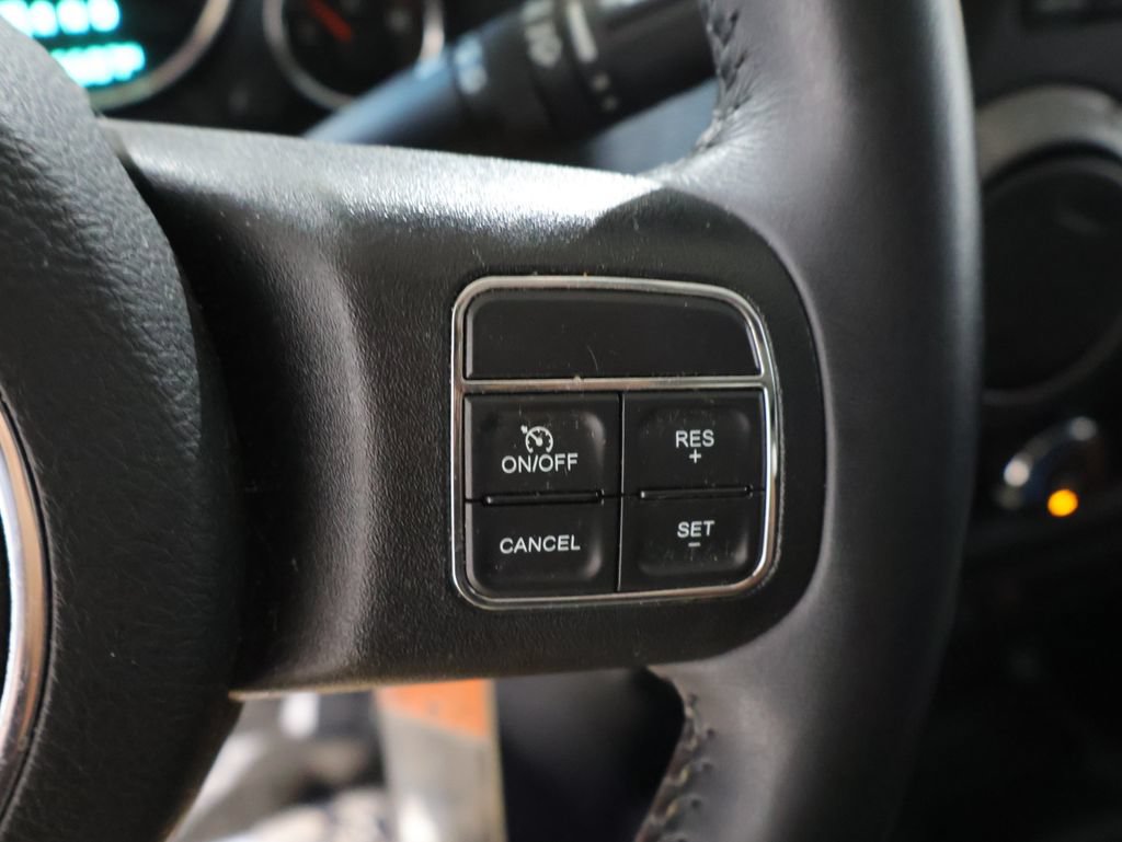 Used 2015 Jeep Wrangler Unlimited Sport AWD/4WD image 32