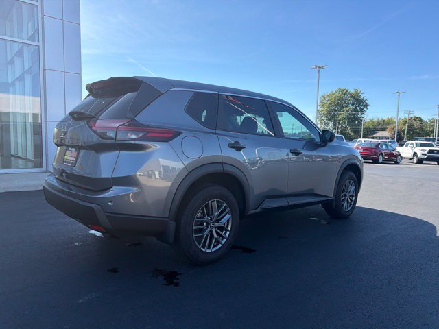 Used 2026 Nissan Rogue S FWD image 7