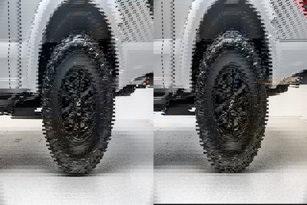 Used 2025 Ford F150 Raptor image 19