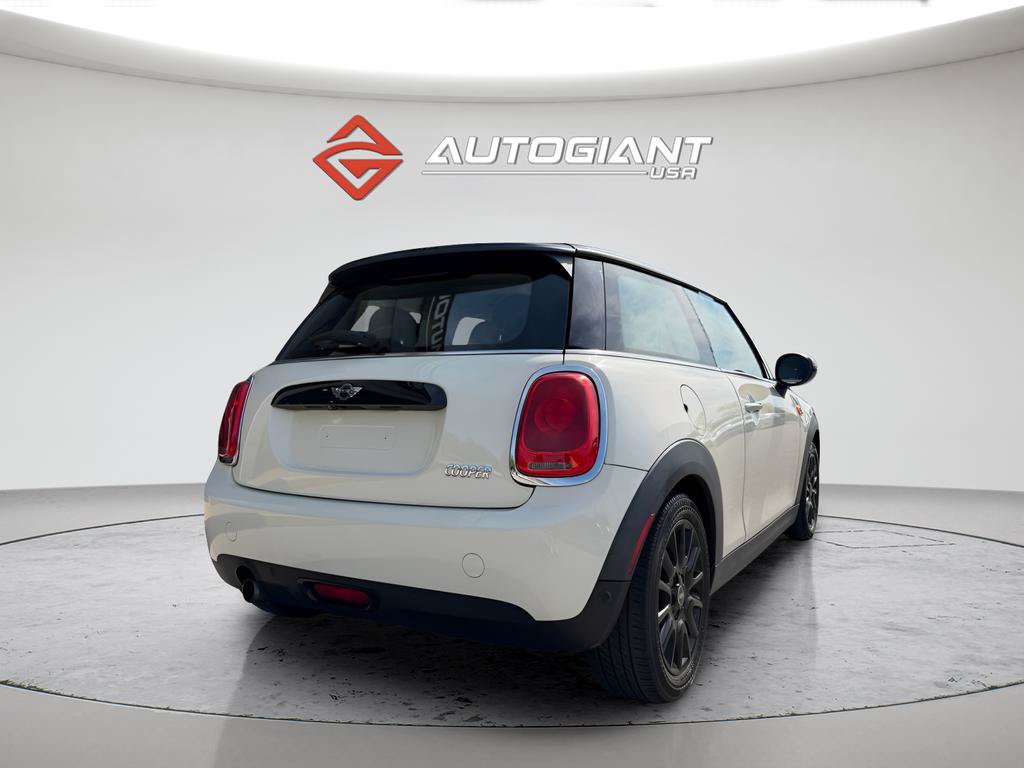 Used 2018 MINI Cooper 2-Door Hardtop FWD image 10