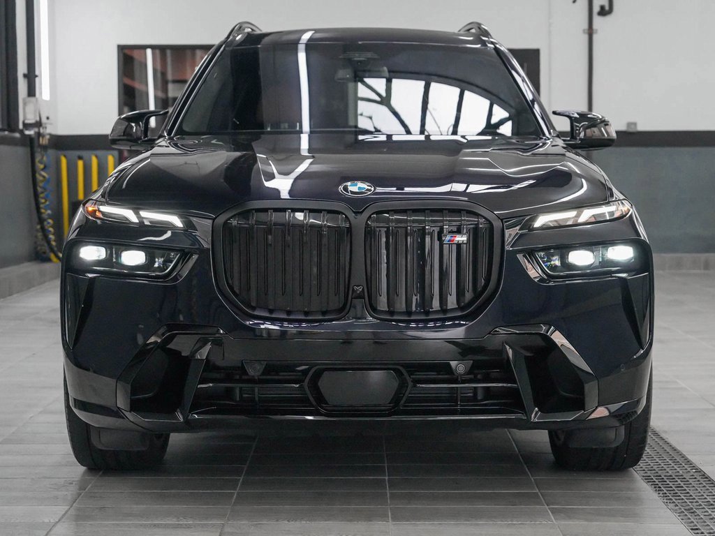 Used 2023 BMW X7 M60i w/ Executive Package image 2