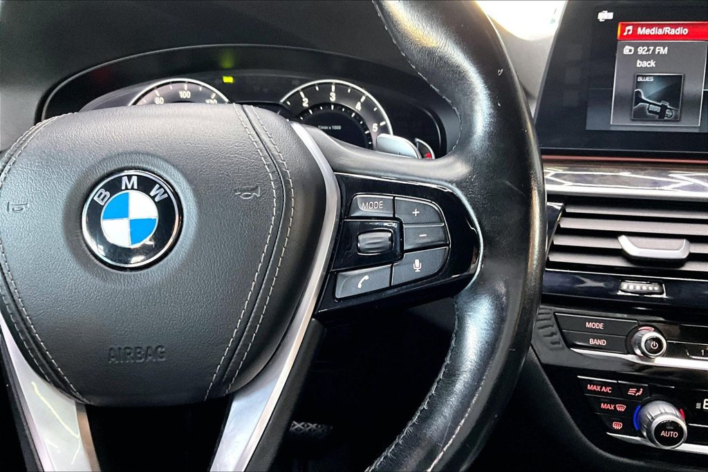 Used 2017 BMW 530i xDrive AWD/4WD image 12