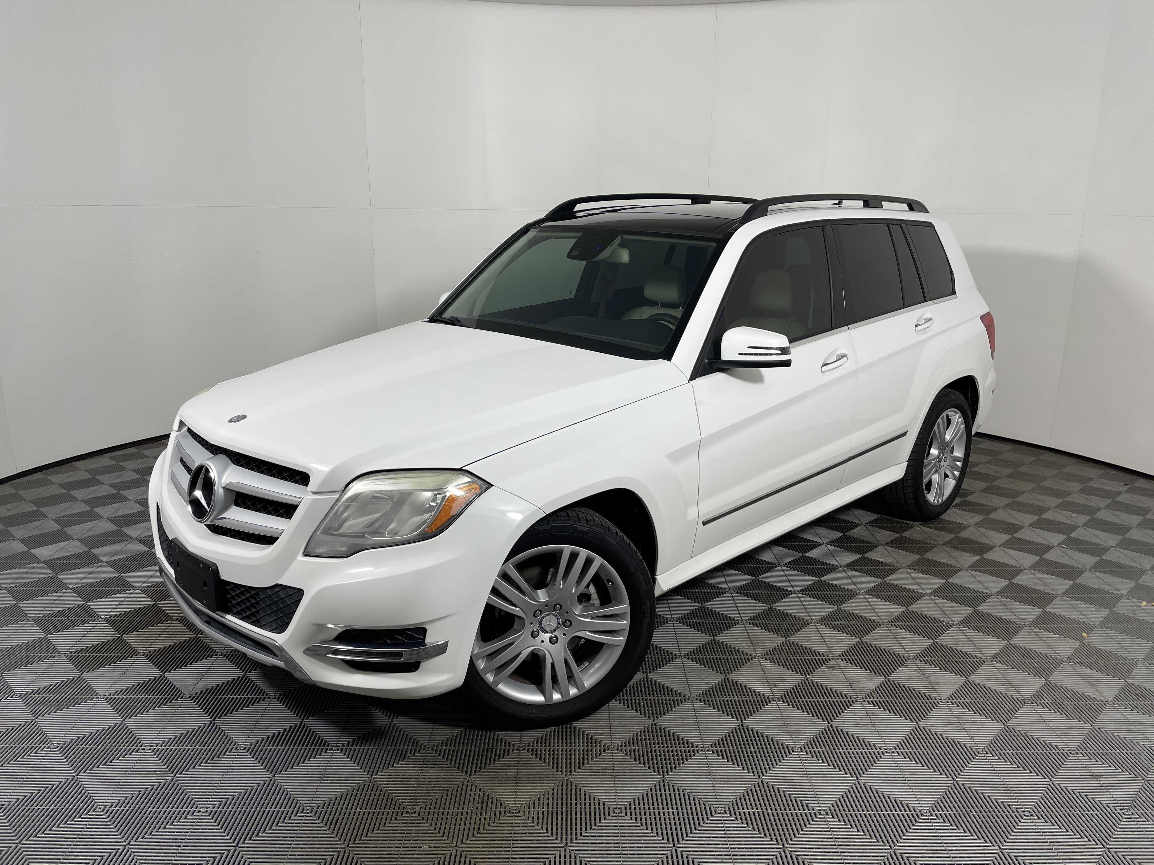 Used 2015 Mercedes-Benz GLK 350 4MATIC