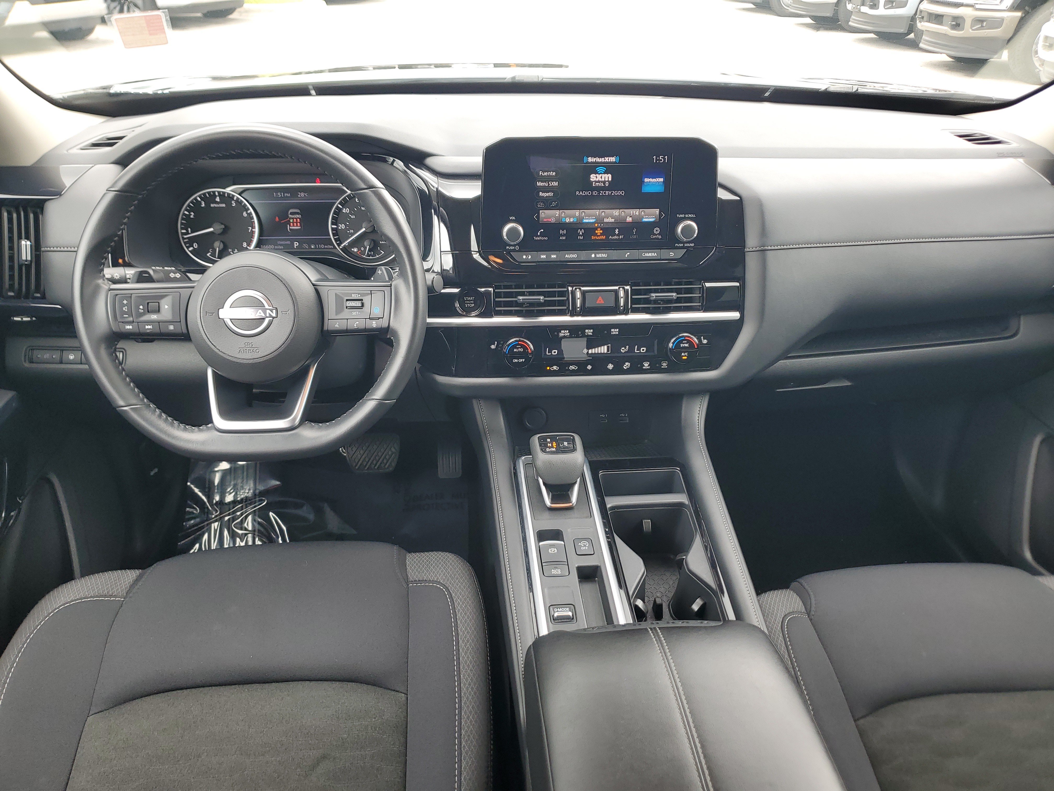 Certified 2025 Nissan Pathfinder SV w/ Black Appearance Package FWD image 17