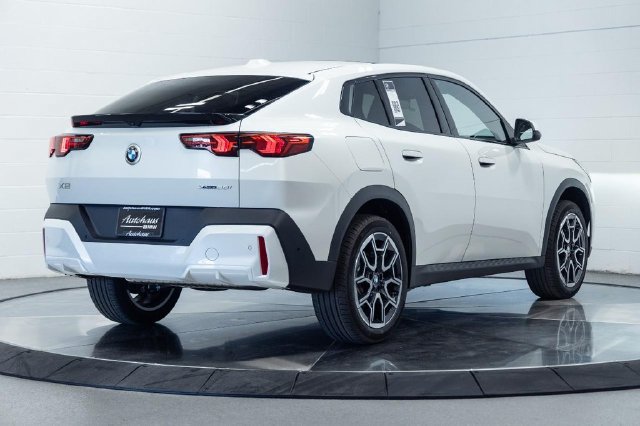 New 2027 BMW X2 xDrive28i AWD/4WD image 14