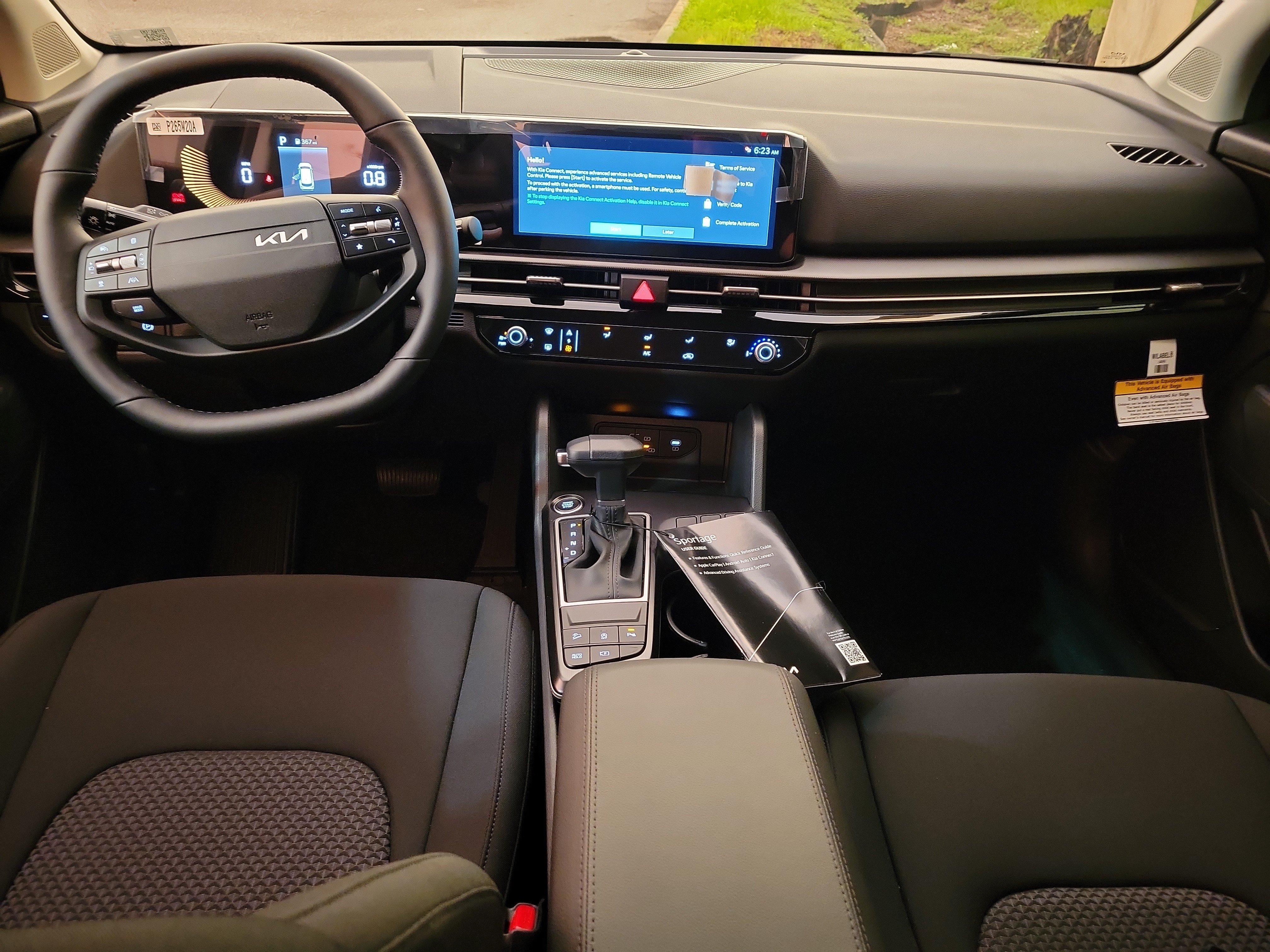 New 2027 Kia Sportage LX FWD image 9