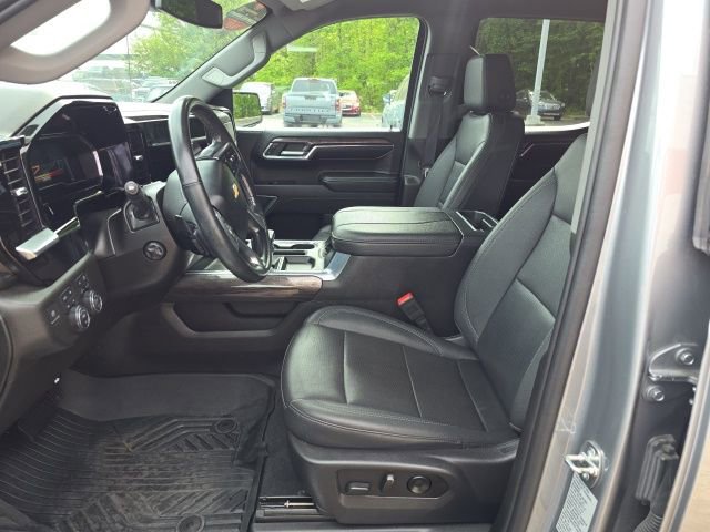 Used 2023 Chevrolet Silverado 1500 LTZ w/ LTZ Convenience Package II image 11