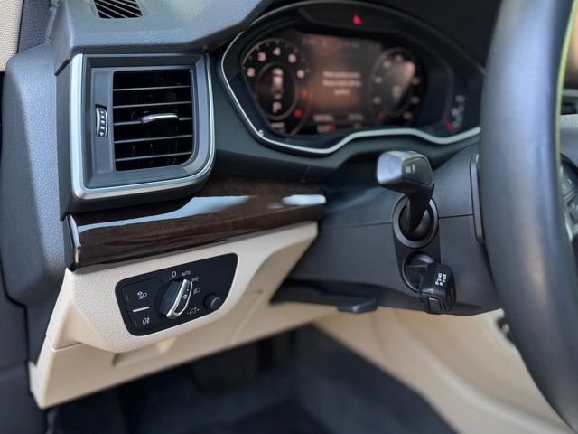Used 2020 Audi Q5 2.0T Premium Plus AWD/4WD image 15