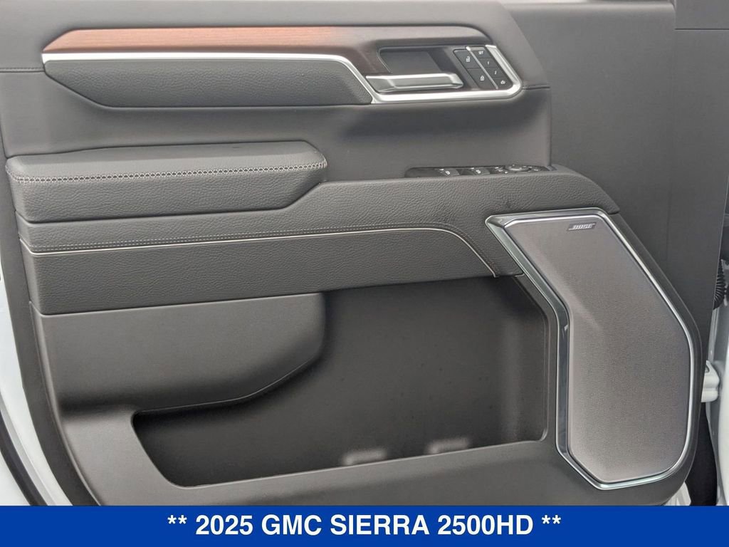 New 2025 GMC Sierra 2500 Denali w/ Denali Reserve Package image 11