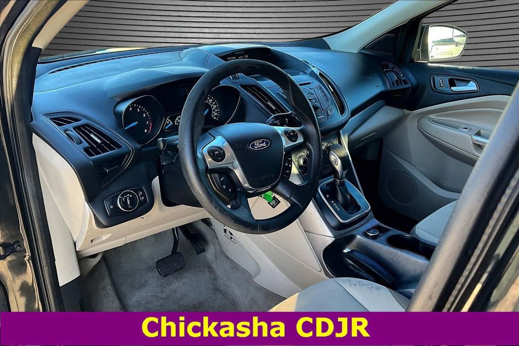 Used 2014 Ford Escape SE image 16
