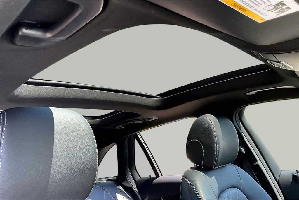 Used 2018 Mercedes-Benz GLC 300 4MATIC image 19