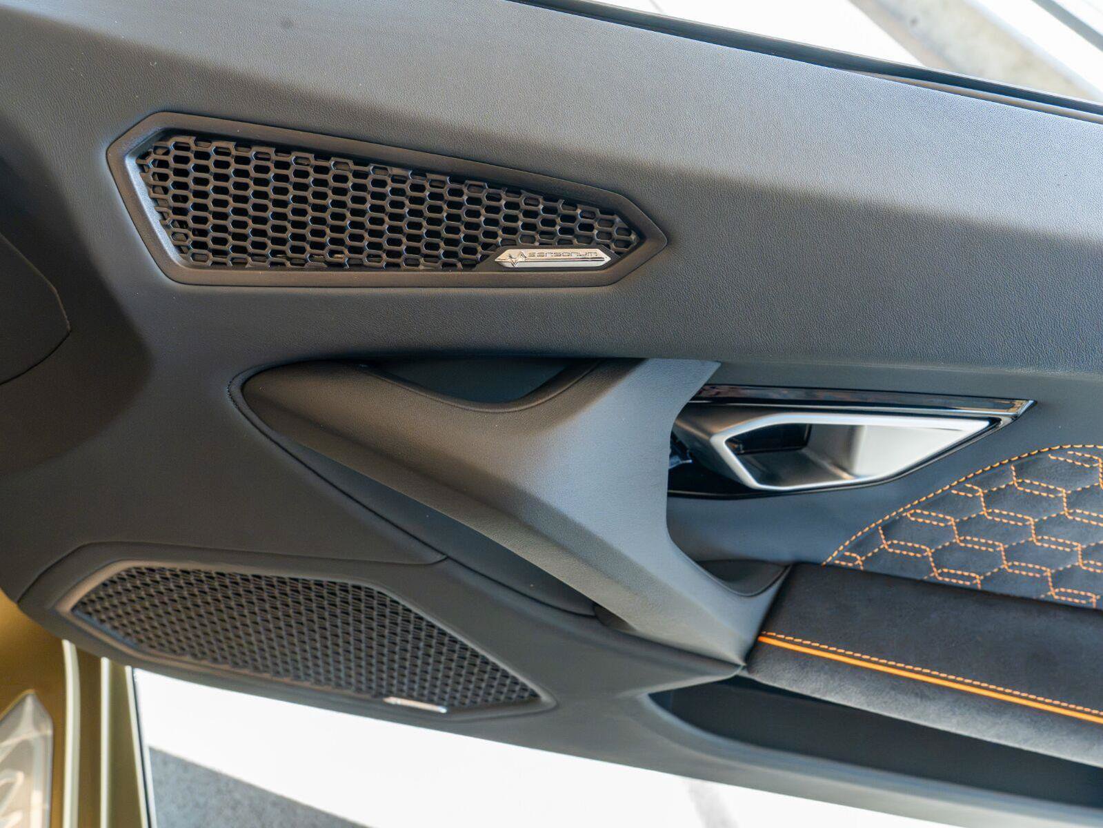 Used 2023 Lamborghini Huracan EVO RWD image 62