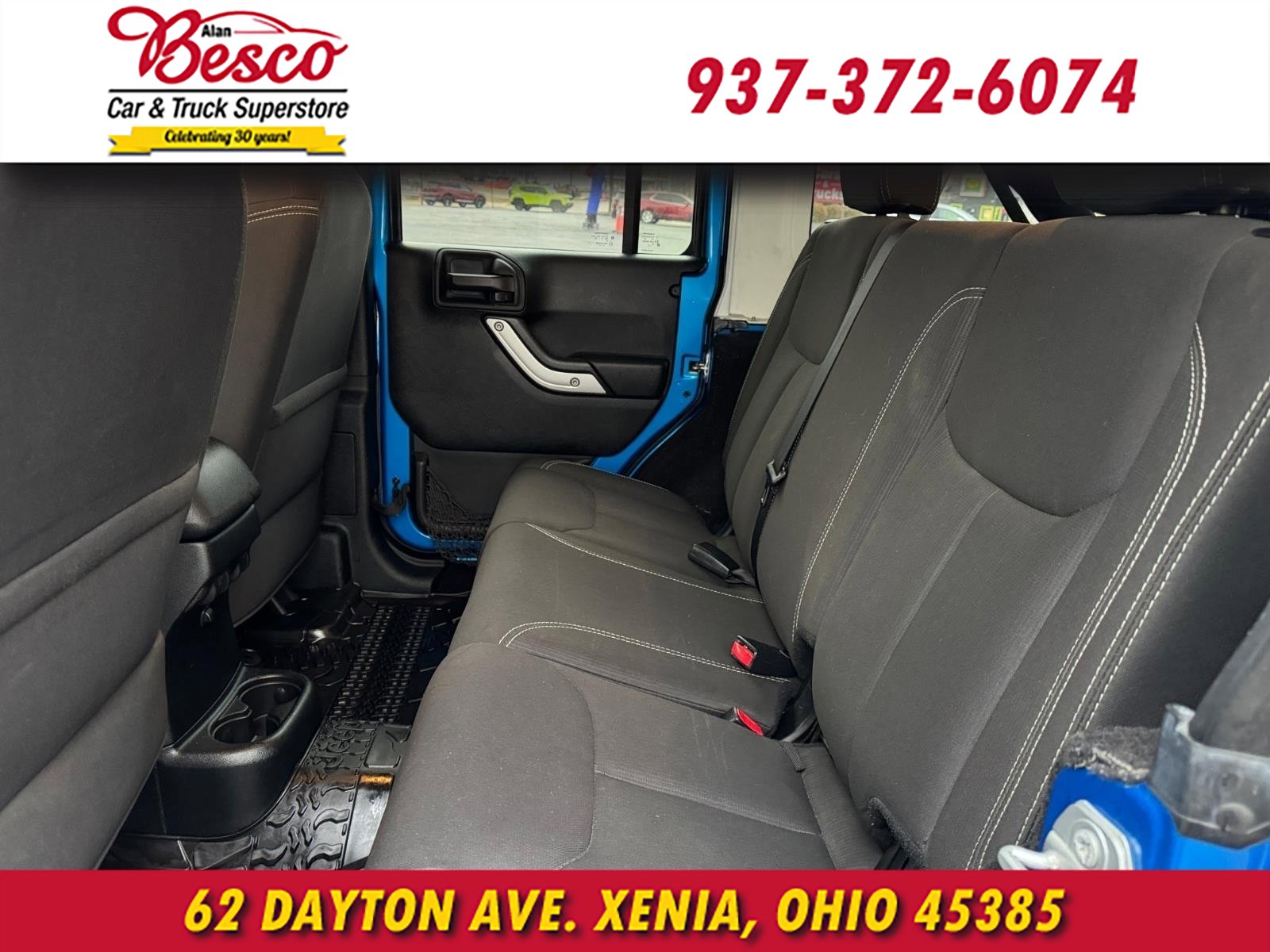 Used 2016 Jeep Wrangler Unlimited Sahara image 9