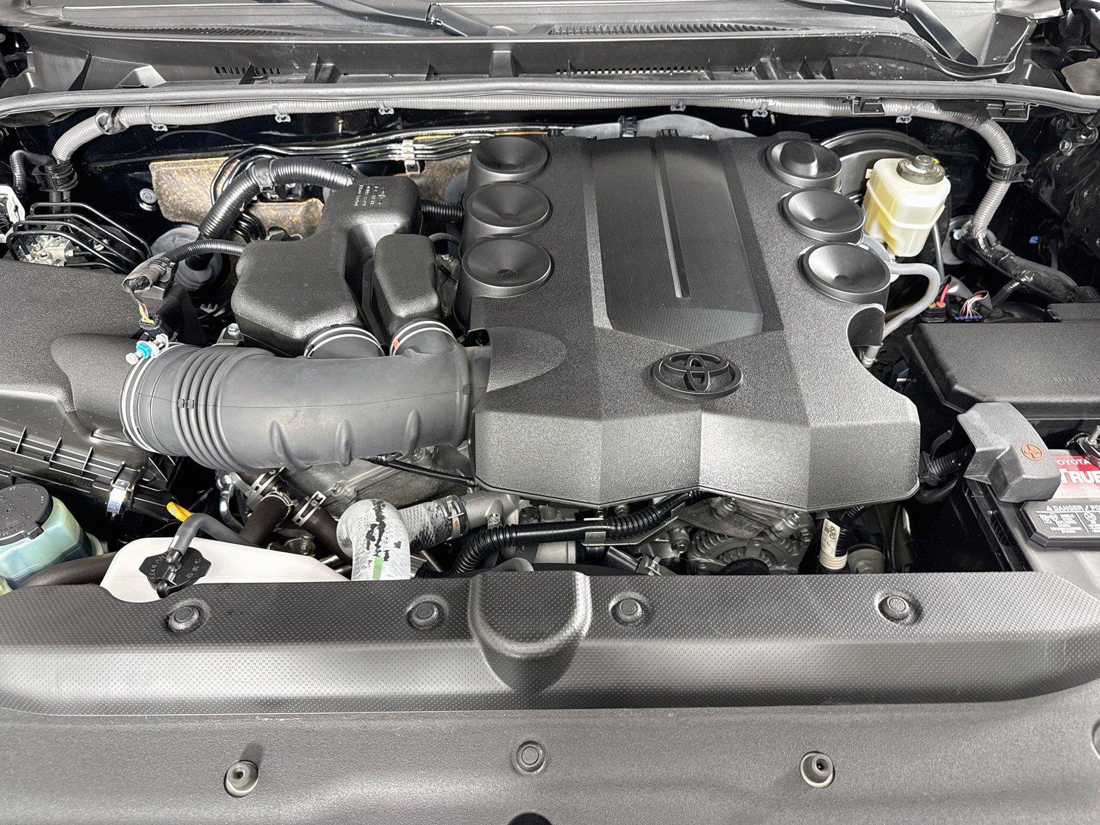 Used 2019 Toyota 4Runner SR5 RWD image 43