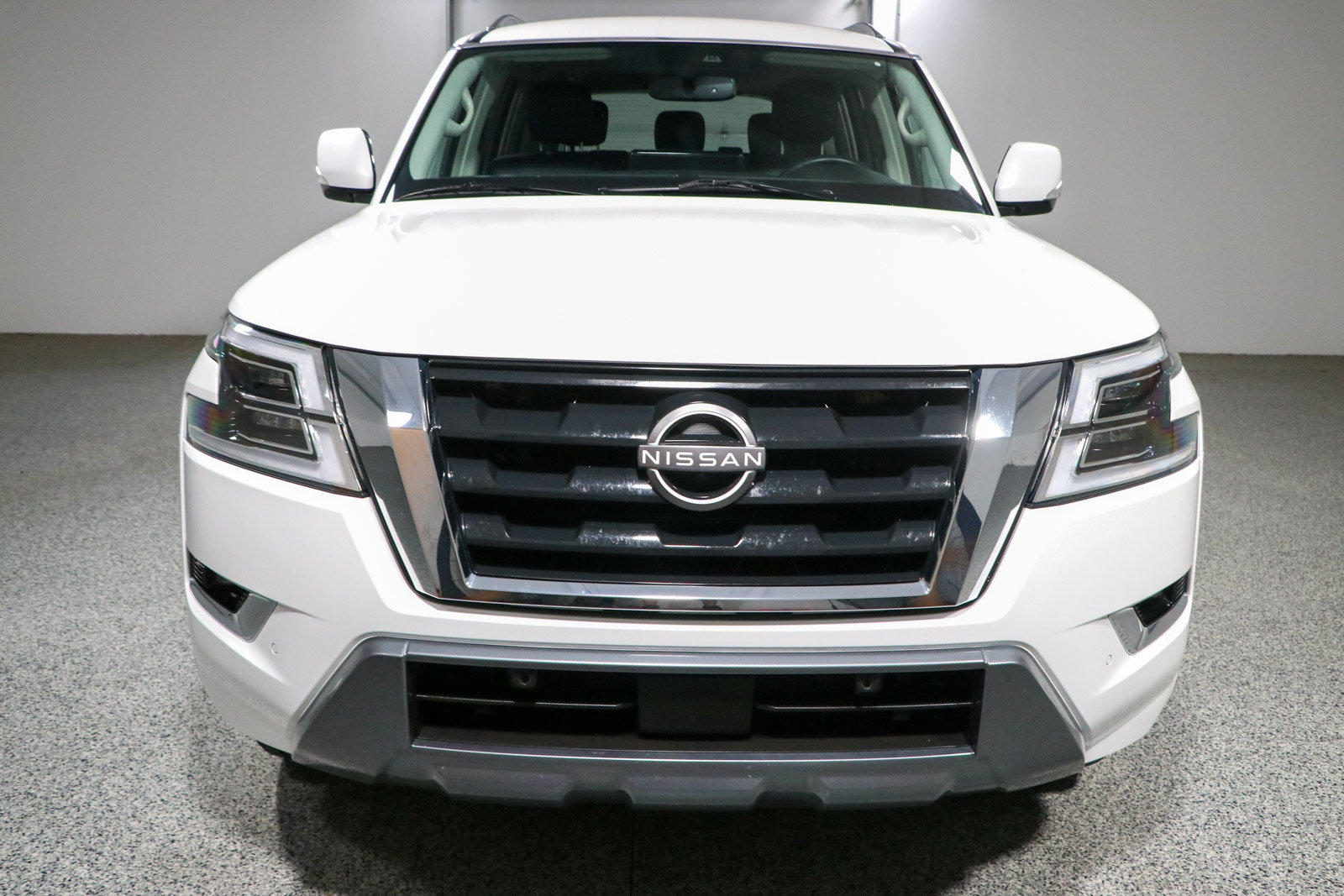 Used 2021 Nissan Armada SV w/ SV Appearance Package RWD image 4