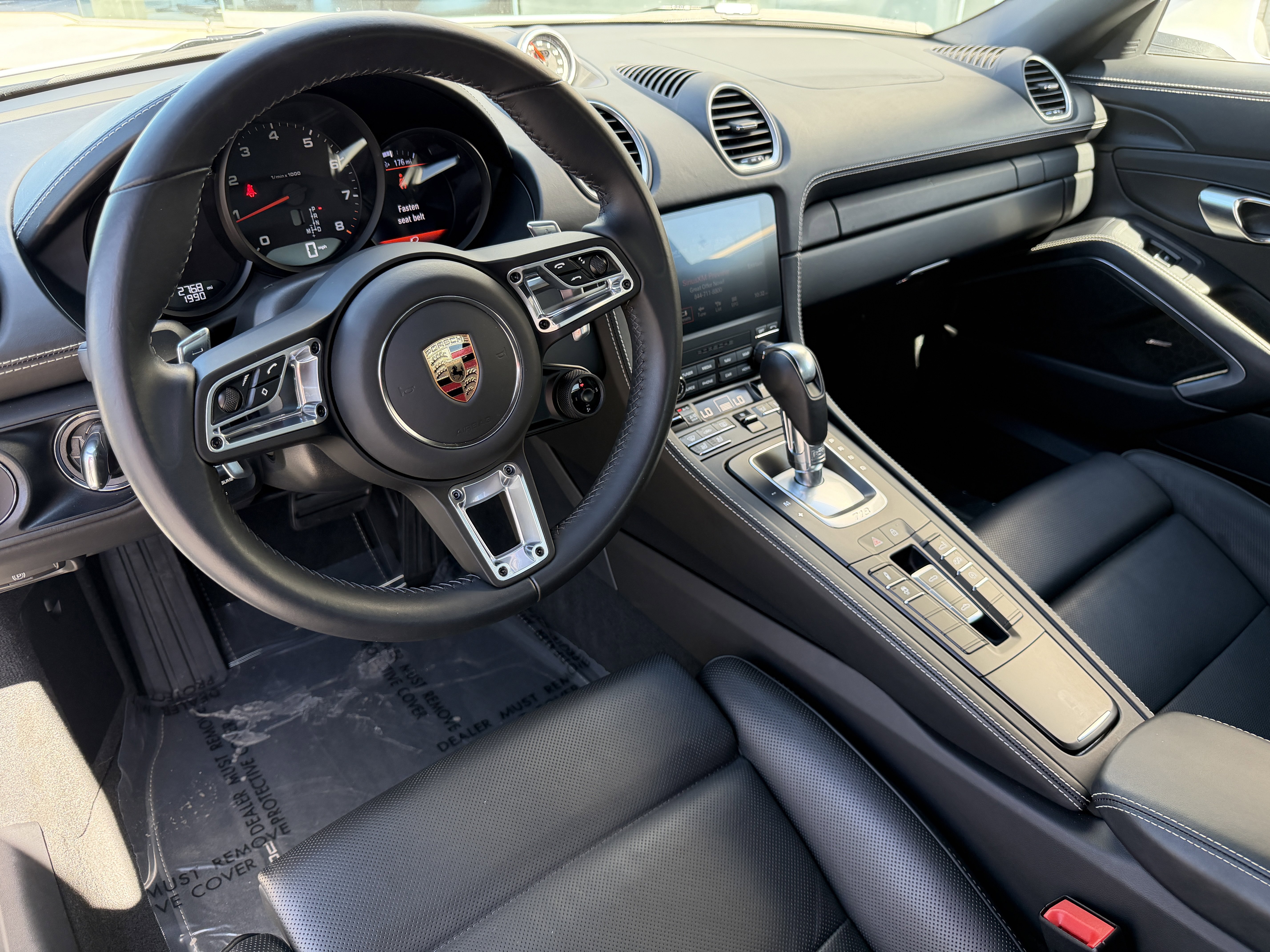 Used 2024 Porsche 718 Boxster image 16