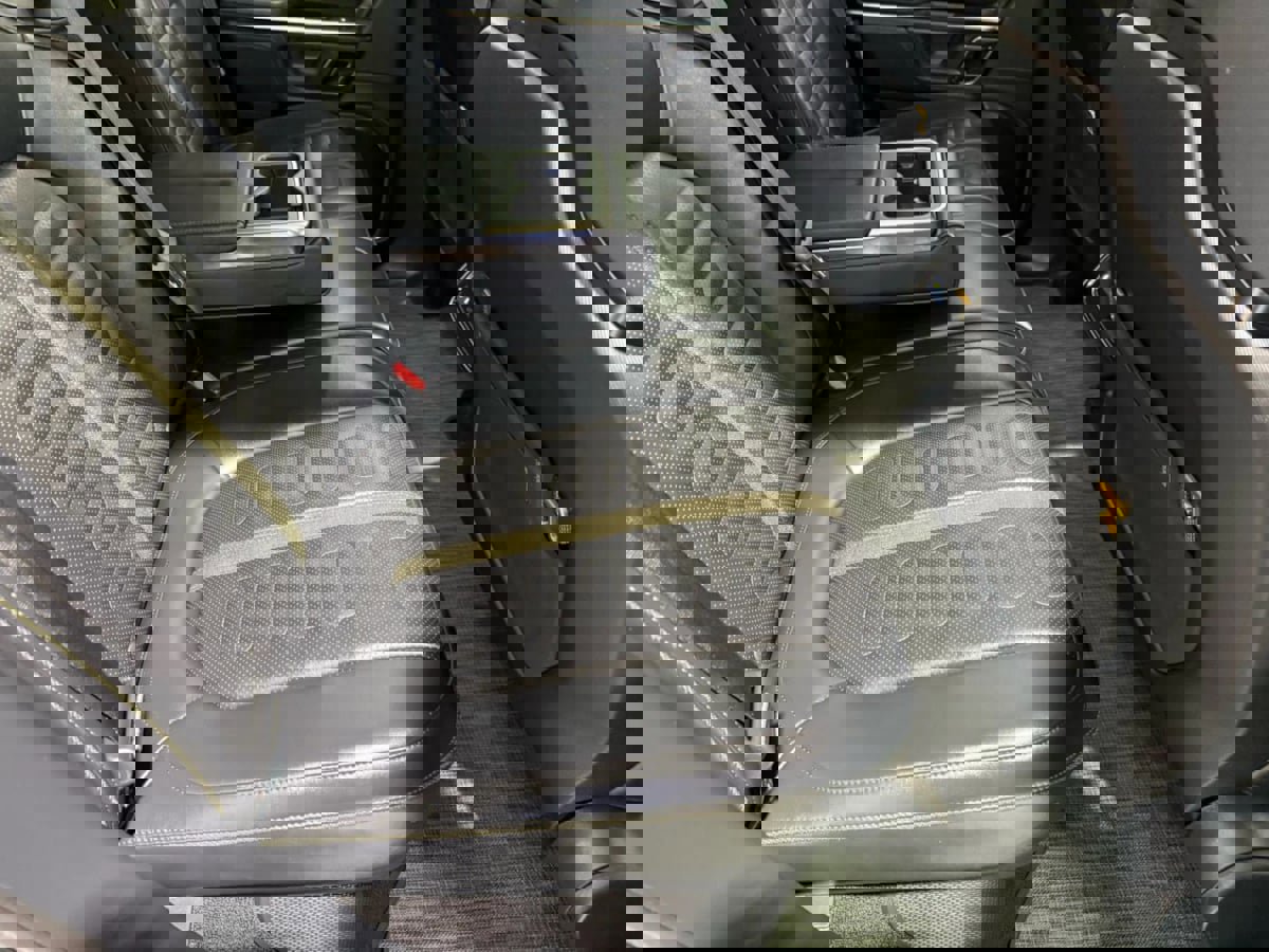 Used 2022 Rivian R1T Adventure image 30